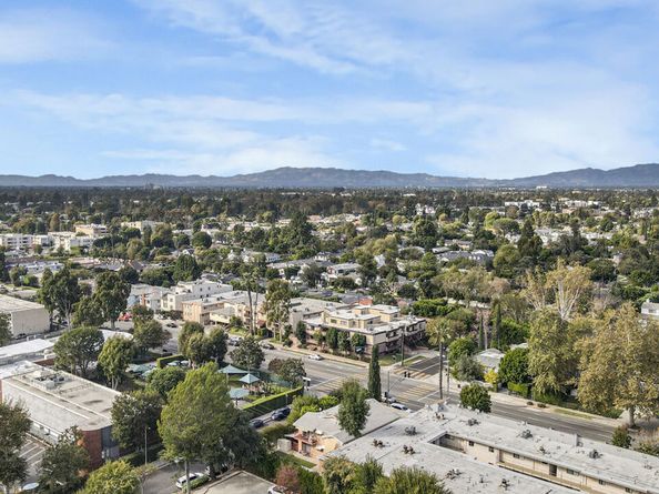 12256 Riverside Drive, Valley Village CA 91607