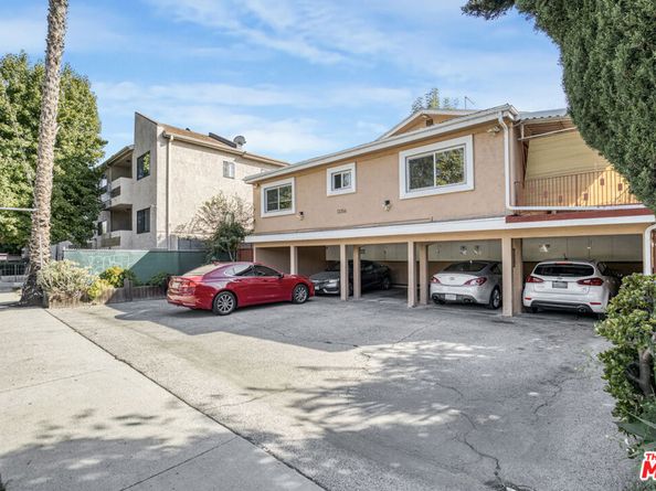 12256 Riverside Drive, Valley Village CA 91607