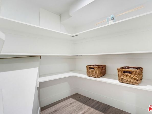 2506 Zorada Drive, Los Angeles CA 90046