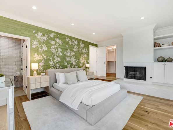 2506 Zorada Drive, Los Angeles CA 90046