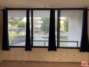 121 S Hope Street 4, Los Angeles CA 90012