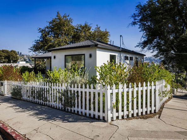 1402 Allesandro Street, Los Angeles CA 90026