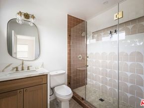 1402 Allesandro Street, Los Angeles CA 90026