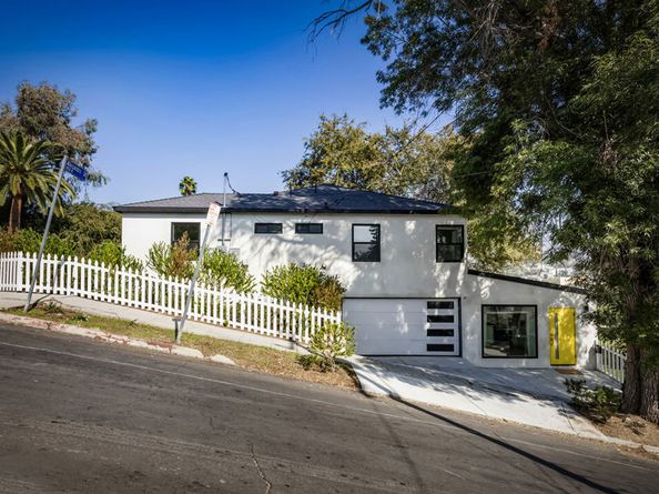 1402 Allesandro Street, Los Angeles CA 90026