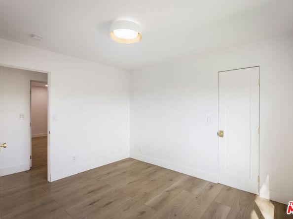 1402 Allesandro Street, Los Angeles CA 90026