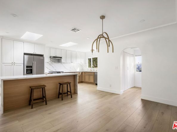 1402 Allesandro Street, Los Angeles CA 90026