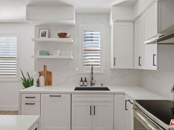 1822 Orizaba Avenue, Signal Hill CA 90755