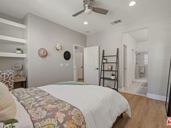 1822 Orizaba Avenue, Signal Hill CA 90755