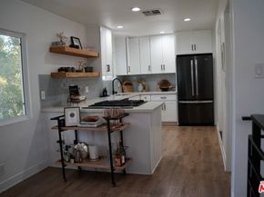 3424 Oak Glen Drive, Los Angeles CA 90068