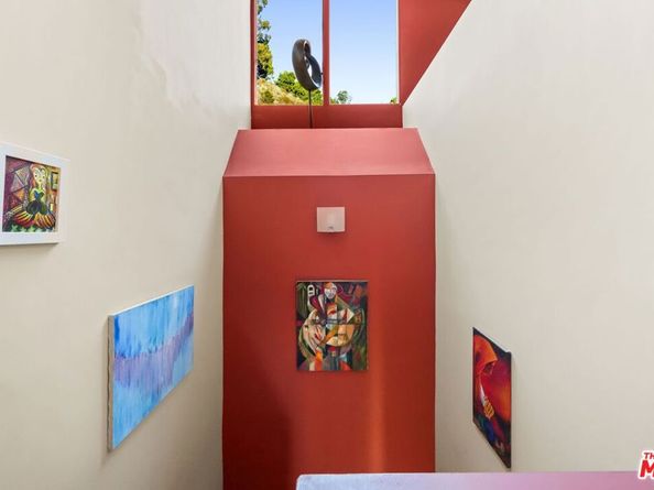 2158 Topanga Skyline Drive, Topanga CA 90290