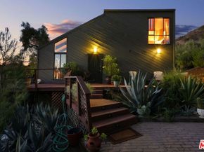 2158 Topanga Skyline Drive, Topanga CA 90290