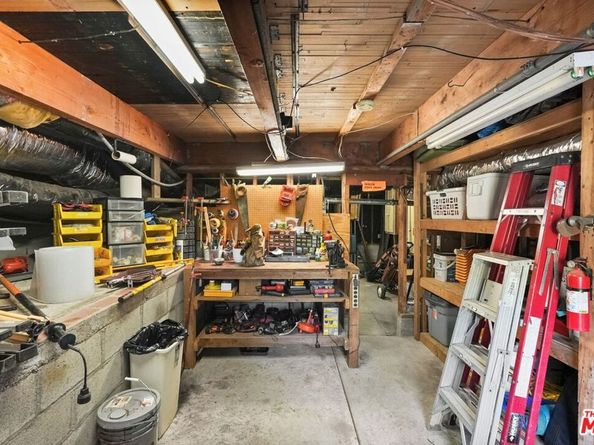 2158 Topanga Skyline Drive, Topanga CA 90290