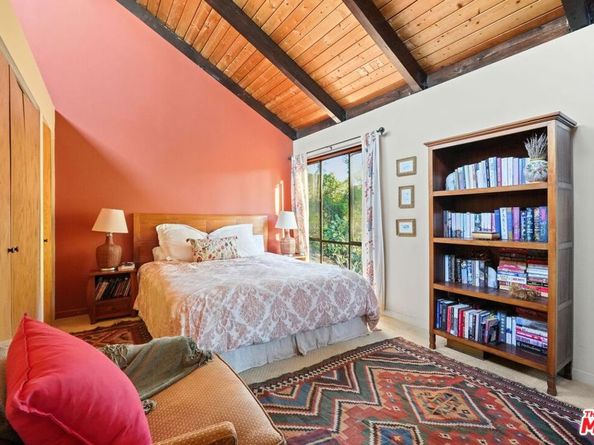 2158 Topanga Skyline Drive, Topanga CA 90290