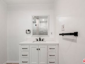5822 Lindley Avenue, Encino CA 91316
