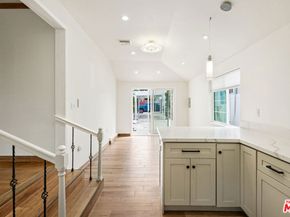 5822 Lindley Avenue, Encino CA 91316