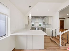 5822 Lindley Avenue, Encino CA 91316