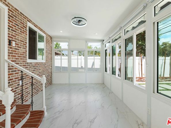 5822 Lindley Avenue, Encino CA 91316