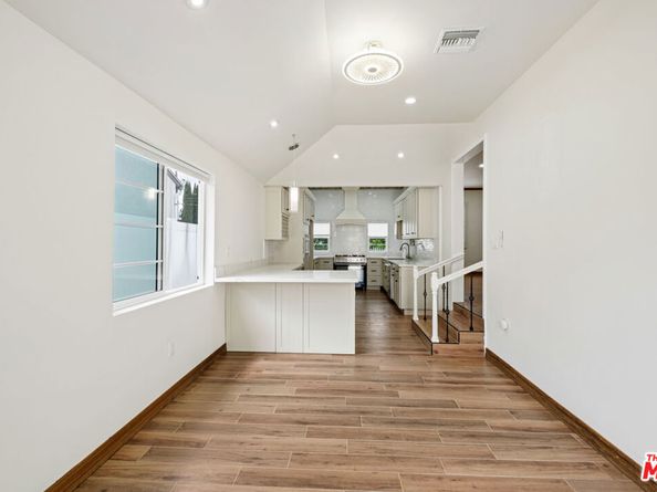 5822 Lindley Avenue, Encino CA 91316