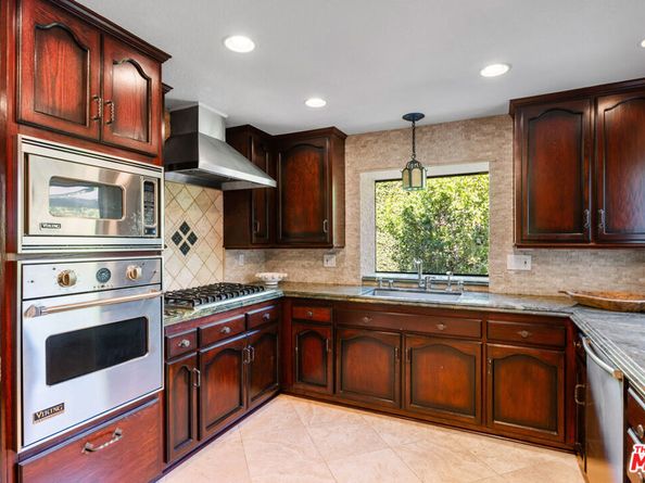 24656 Blue Dane Lane, Malibu CA 90265