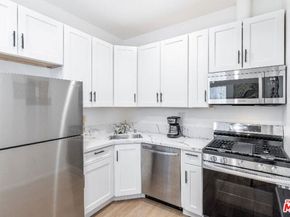 3206 W 27th Street, Los Angeles CA 90018