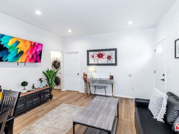 3206 W 27th Street, Los Angeles CA 90018