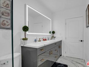 3206 W 27th Street, Los Angeles CA 90018