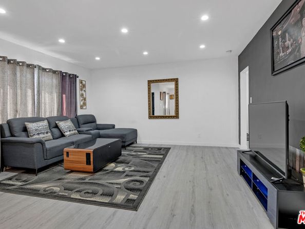 3206 W 27th Street, Los Angeles CA 90018