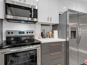 3206 W 27th Street, Los Angeles CA 90018