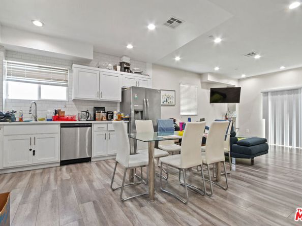 1805 S New England Street, Los Angeles CA 90006