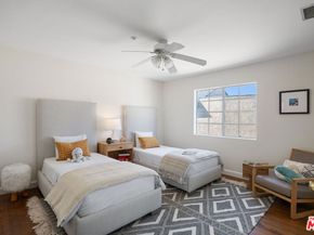 1913 Harriman Lane 1, Redondo Beach CA 90278