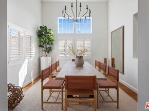 1913 Harriman Lane 1, Redondo Beach CA 90278