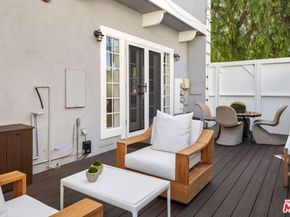 1913 Harriman Lane 1, Redondo Beach CA 90278