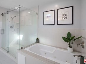 1913 Harriman Lane 1, Redondo Beach CA 90278