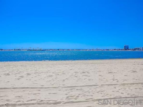 3888 Riviera Dr 206, San Diego CA 92109