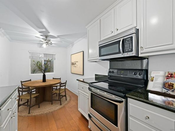 9939 Erma Rd 101, San Diego CA 92131