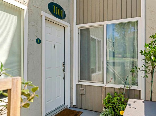 6333 College Grove Way 1101 (14), San Diego CA 92115