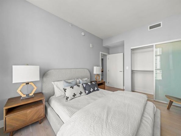 575 6th Ave 804, San Diego CA 92101