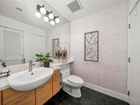 575 6th Ave 804, San Diego CA 92101