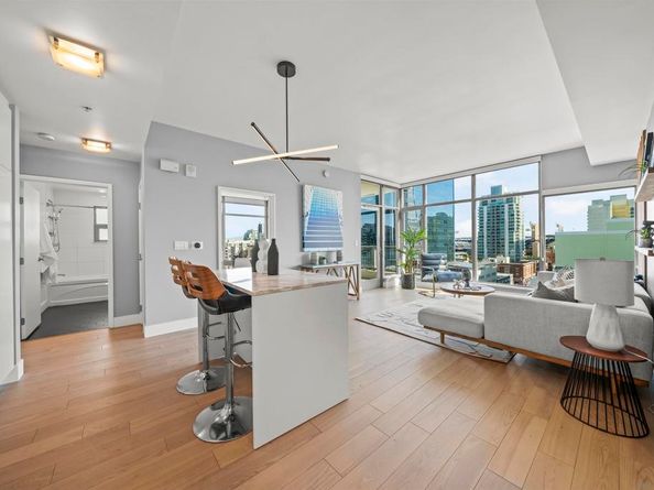 575 6th Ave 804, San Diego CA 92101