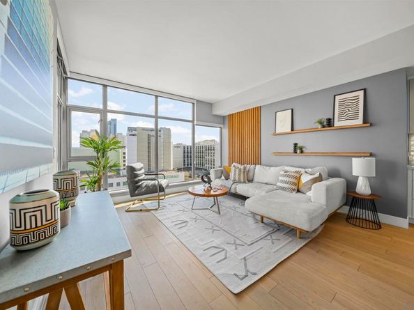 575 6th Ave 804, San Diego CA 92101