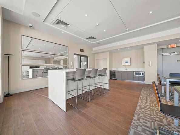 575 6th Ave 804, San Diego CA 92101