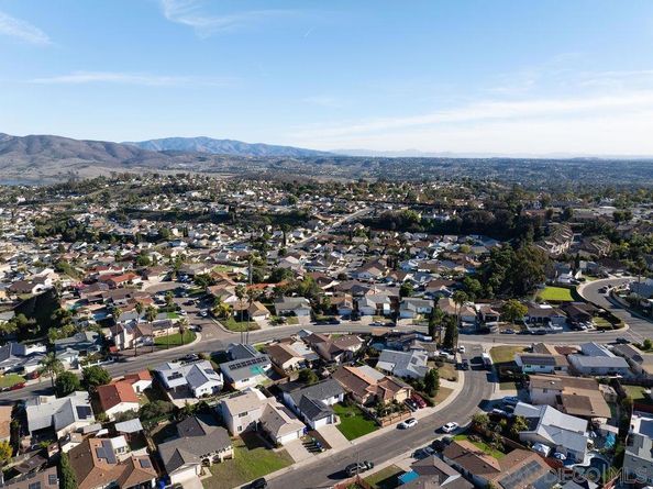 167 S Wedgewood Dr, San Diego CA 92114