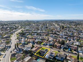 167 S Wedgewood Dr, San Diego CA 92114