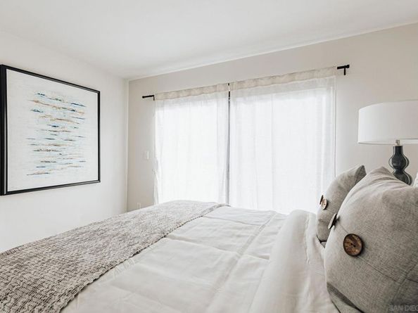 4652 Don Lorenzo Dr A, Los Angeles CA 90008