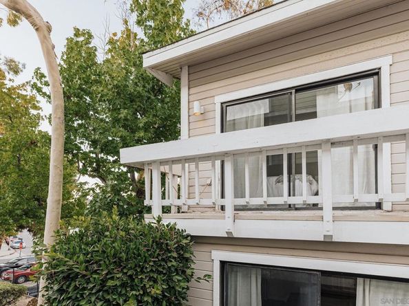 4652 Don Lorenzo Dr A, Los Angeles CA 90008