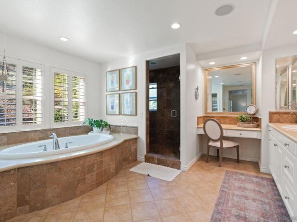 3474 Camino Cereza, Carlsbad CA 92009