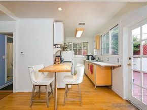 609 Genter, La Jolla CA 92037