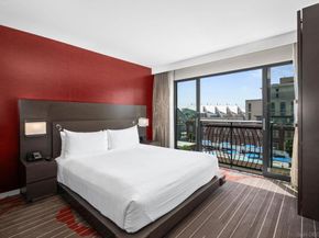 207 5th 739, San Diego CA 92101