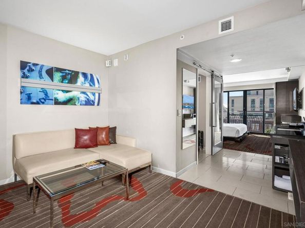 207 5th 739, San Diego CA 92101