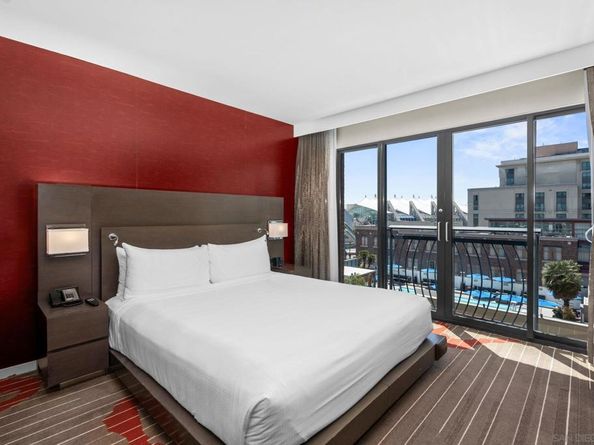 207 5th 739, San Diego CA 92101